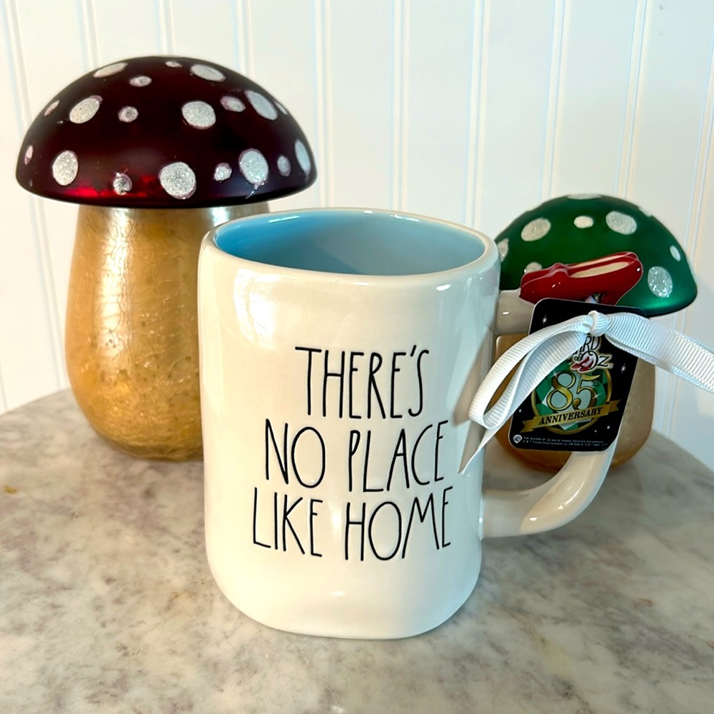 Rae Dunn Wizard of Oz NO PLACE LIKE HOME coffee mug- brand new